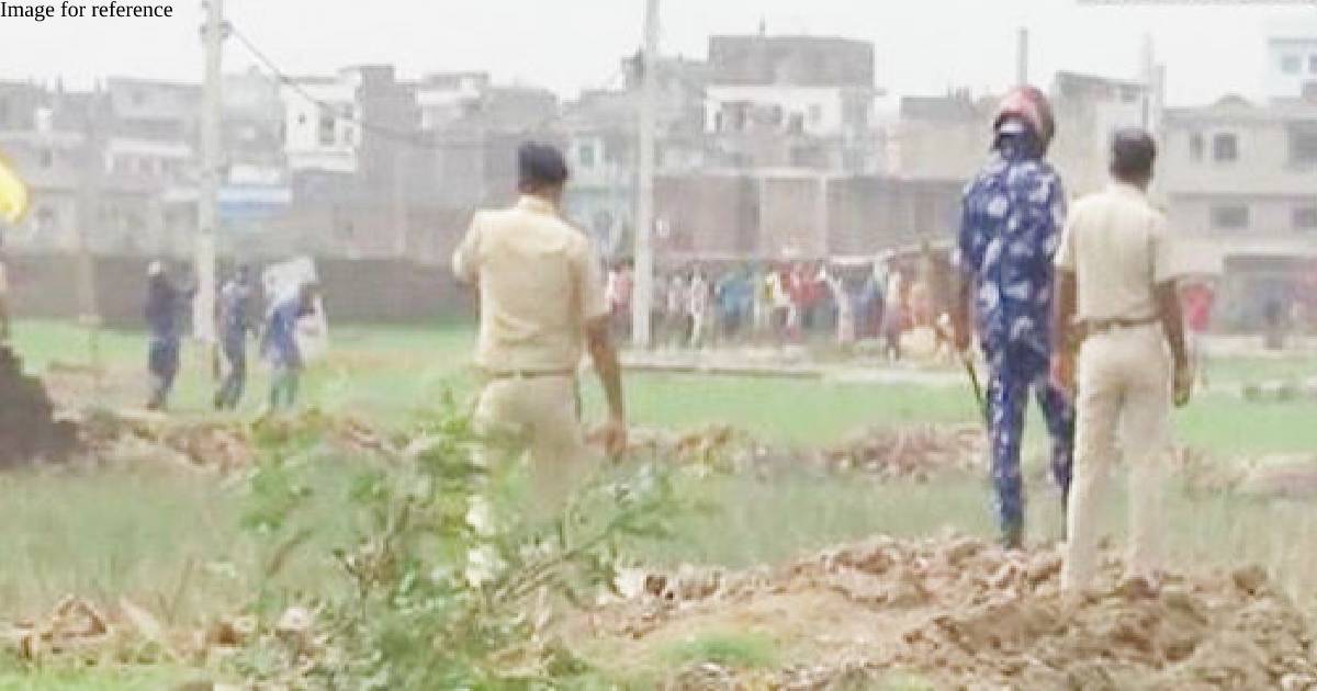 Bihar: Locals clash with police during anti-encroachment drive in Patna, SP injured
